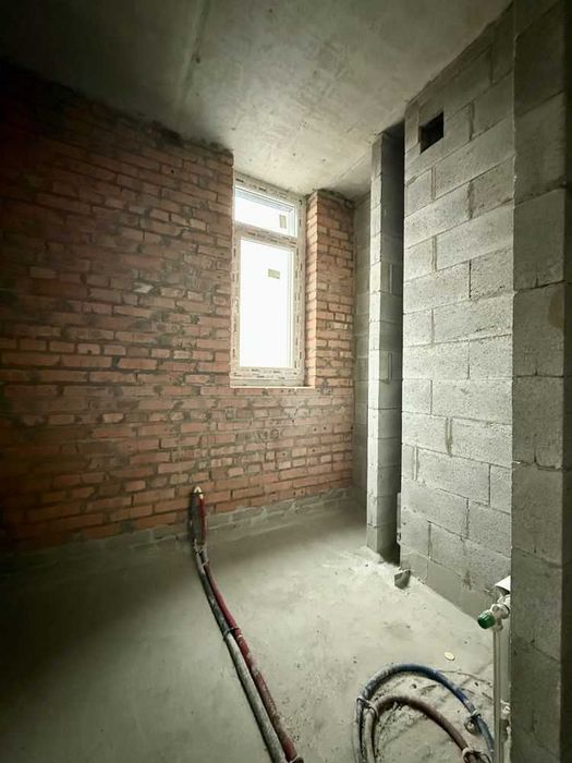 Велика 2-к квартира ЖК Республіка Respublika Республика