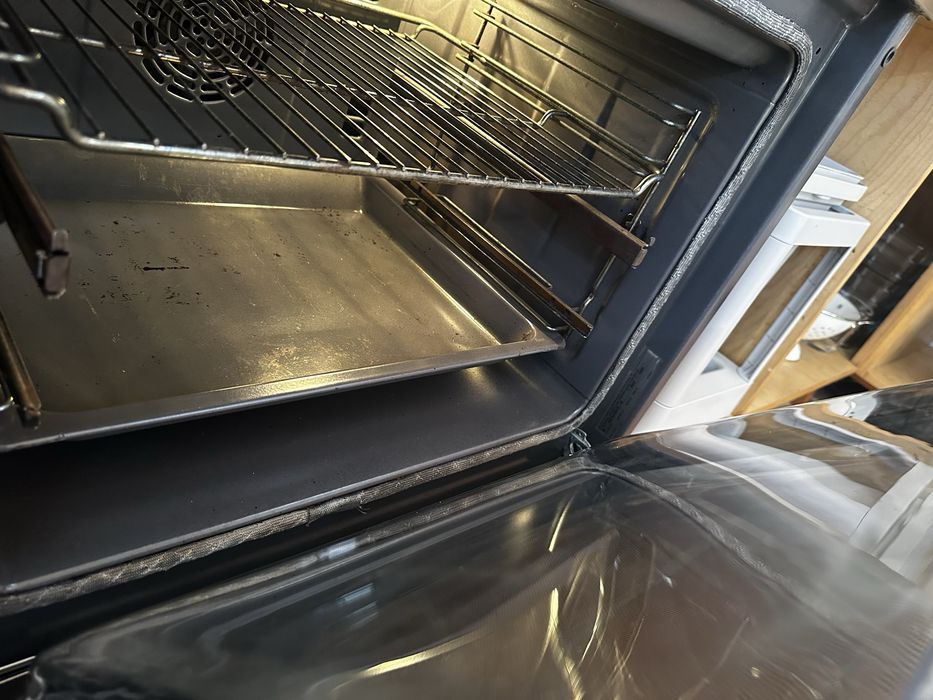Forno Siemens embutido — modelo HB74AS551E/45