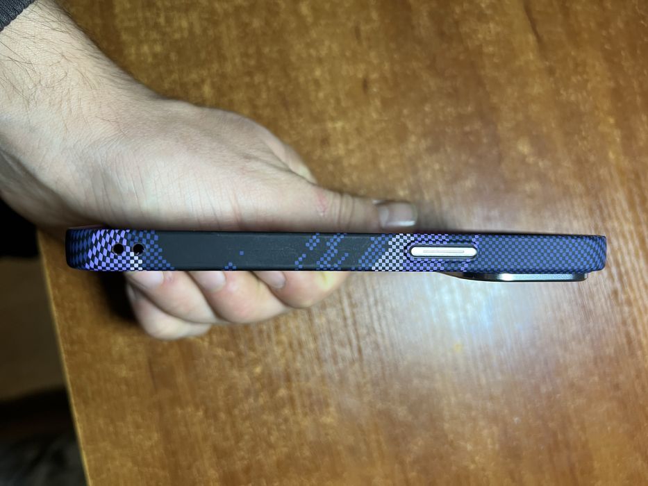 чехол на iPhone 13 Pro