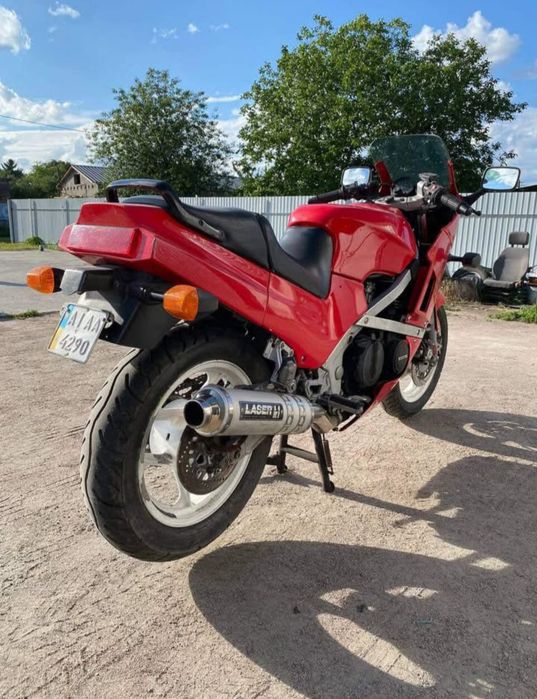 Kawasaki GPZ 600 Срочно