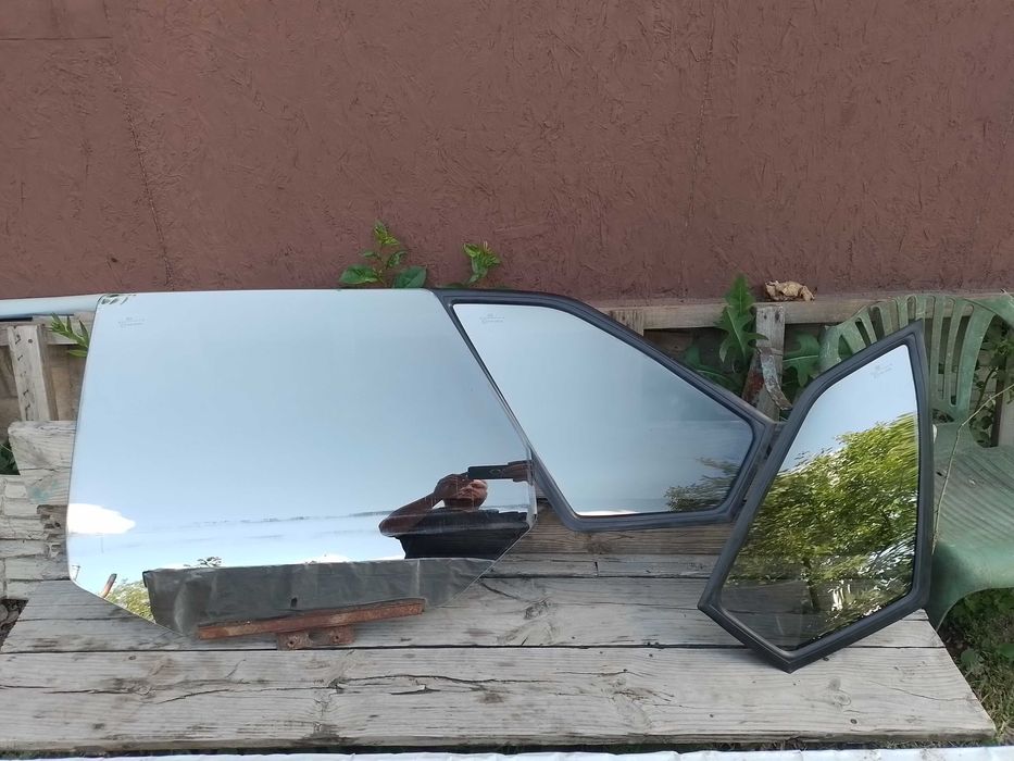 Скло ВАЗ 2109 бокові