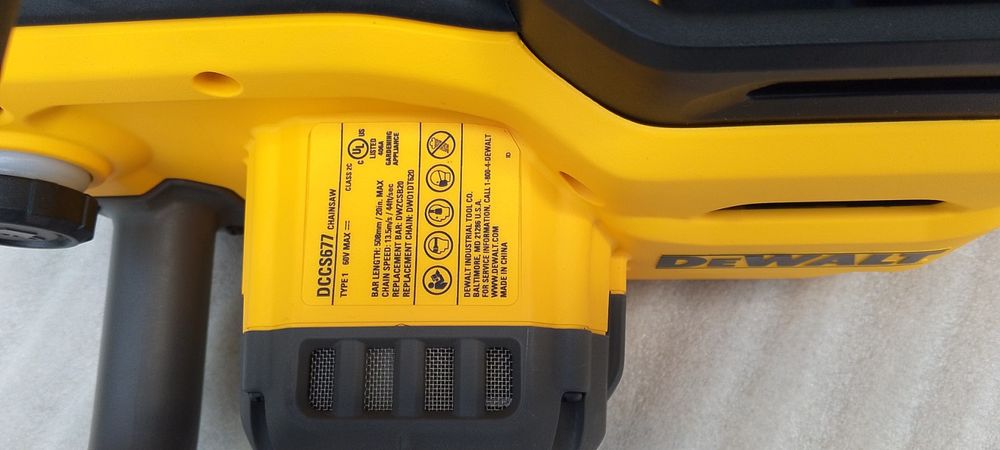 Акумуляторна ланцюгова пила DeWalt DCCS677,  60v , Оригінал, США