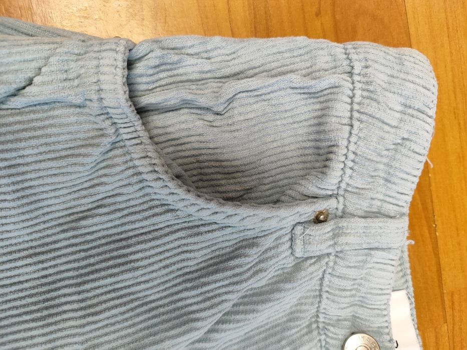 Красиві вельветові штани Bershka