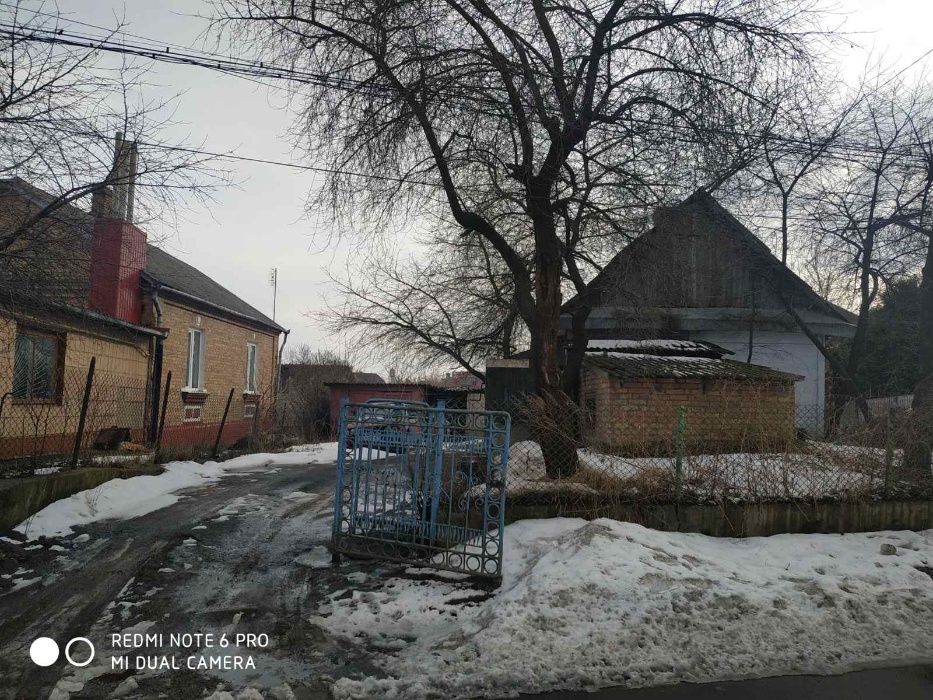 Продам будинок з земельною ділянкою в м. Рівне по вулиці Тиннівська