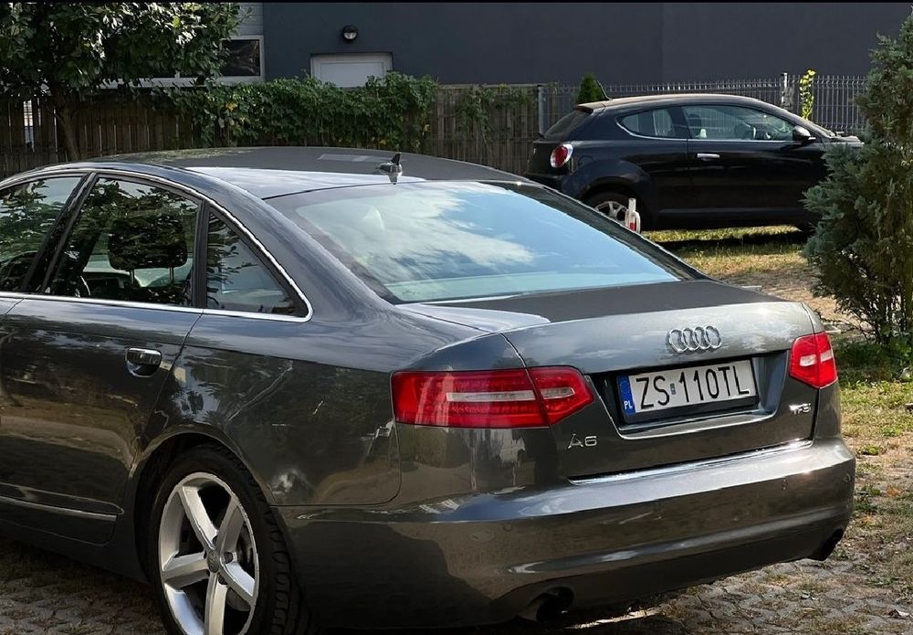 Audi A6 C6 2,0 бензин 2010 год
