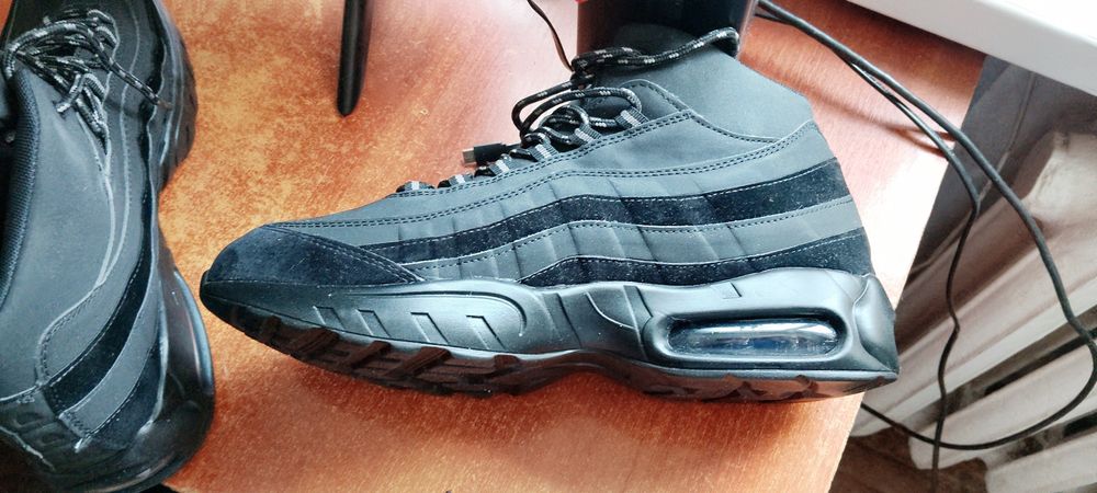 Кросівки чоловічі зимові