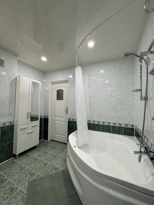 Двокімнатна квартира  Соломіі Крушельницькоі       11000+КП