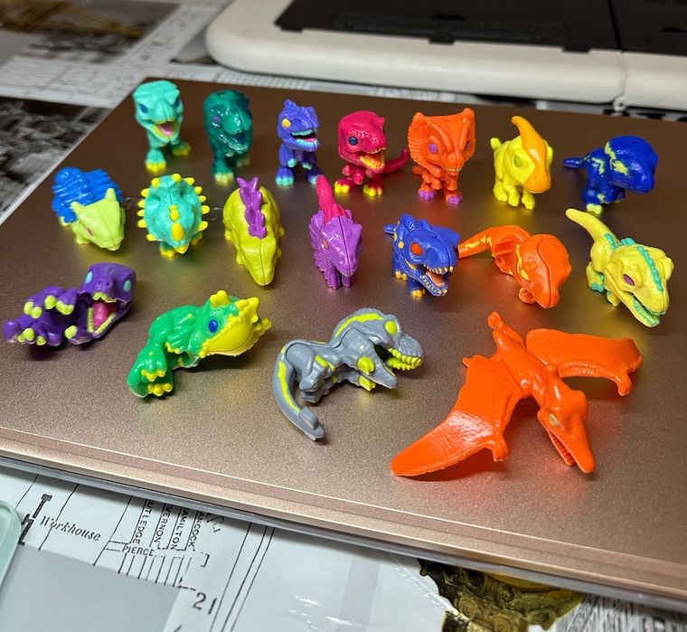 Kinder Surprise Jurassic World Funko