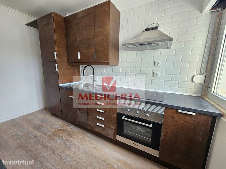 Amadora - Quinta do Borel - T3 Remodelado — Venteira, Lisboa