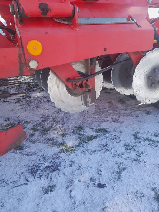 Siewnik vaderstad rapid (kuhn  amazone pottinger maschio gaspardo)