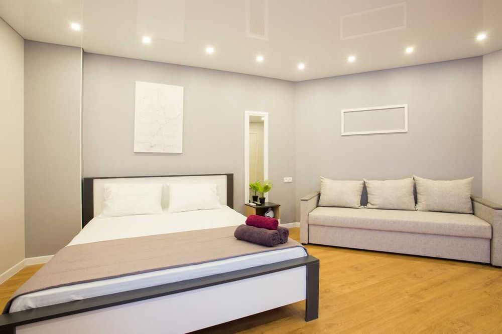 Новая квартира - м.”Ярослава Мудрого” / м."Университет"