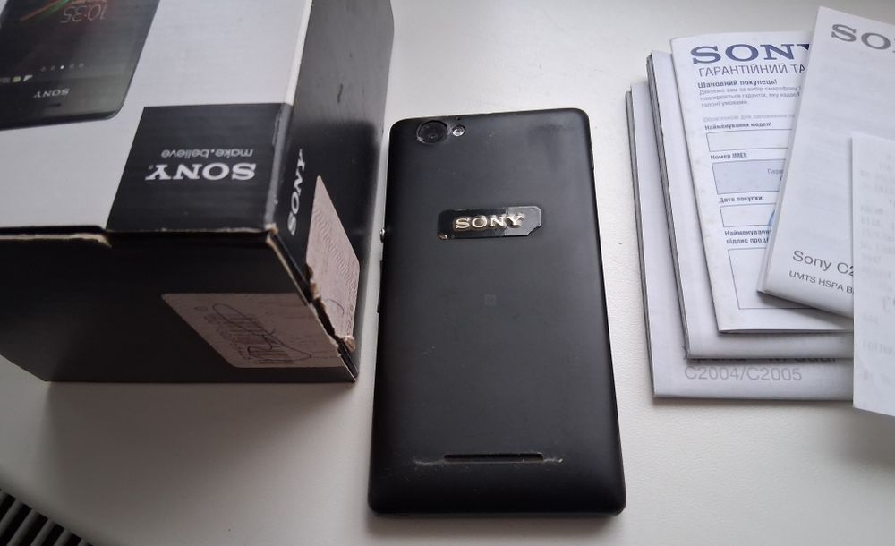 Эксклюзивный телефон Sony Х реria M dual на 2 сим