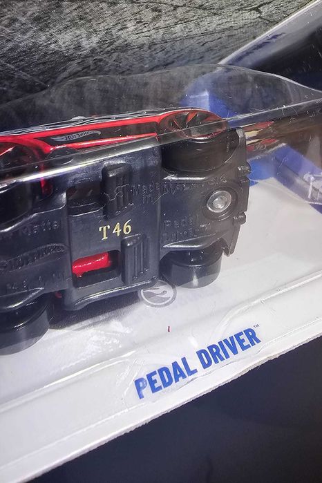 Hotwheels Pedal Driver (treasure hunter)