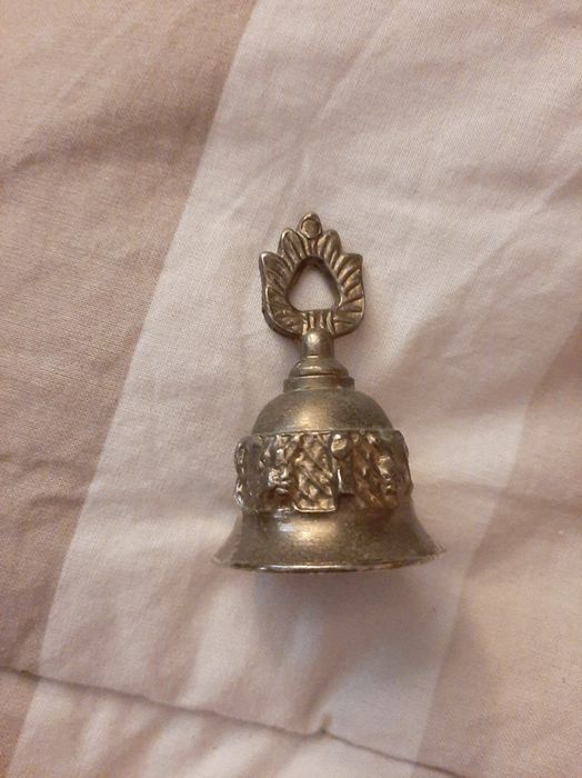 Campainha Vintage de mesa feita à mão de latão