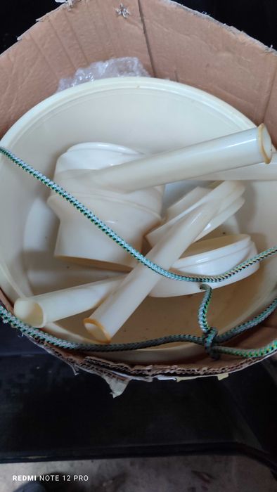 Сепаратор молока Сатурн 2 в робочому стані