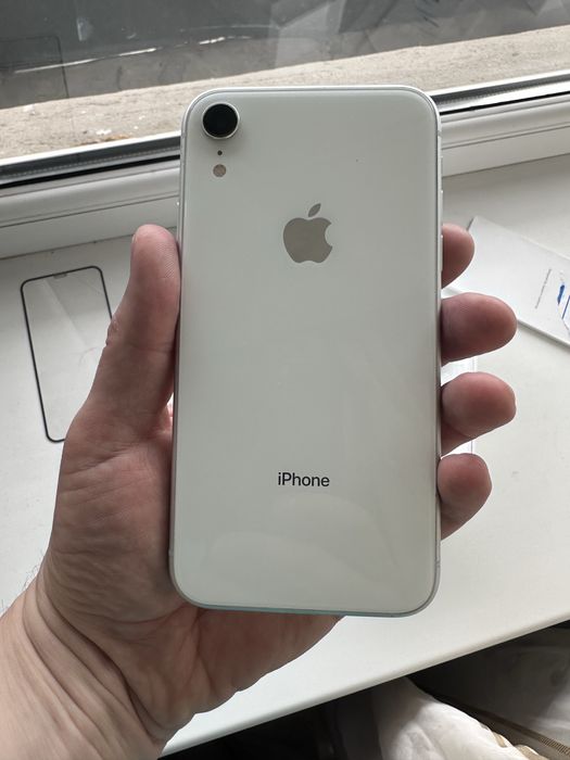Легендарний Iphone XR дуже гарний стан!