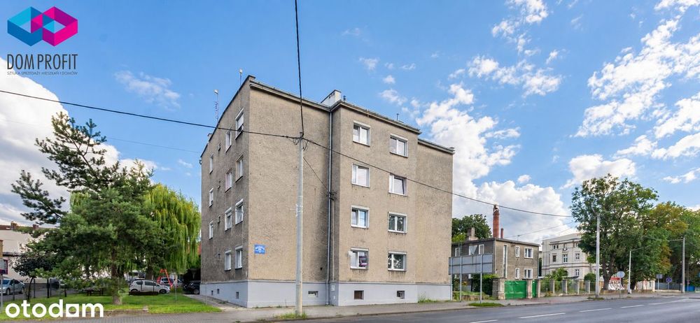 Z Charakterem I Klasą.