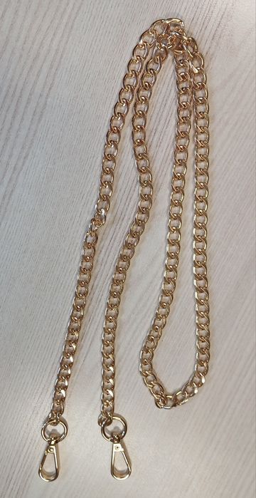 Łańcuszek do torebki.
