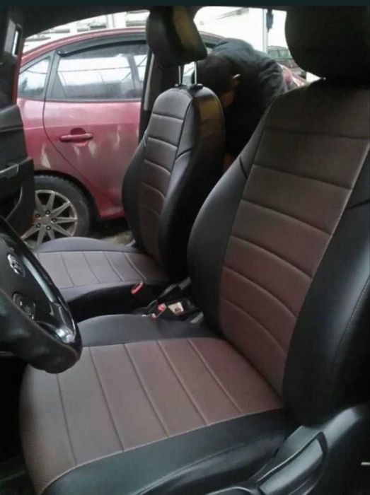 Модельні чохли на сидіння авто Volkswagen Tiguan Touran Touareg Passat