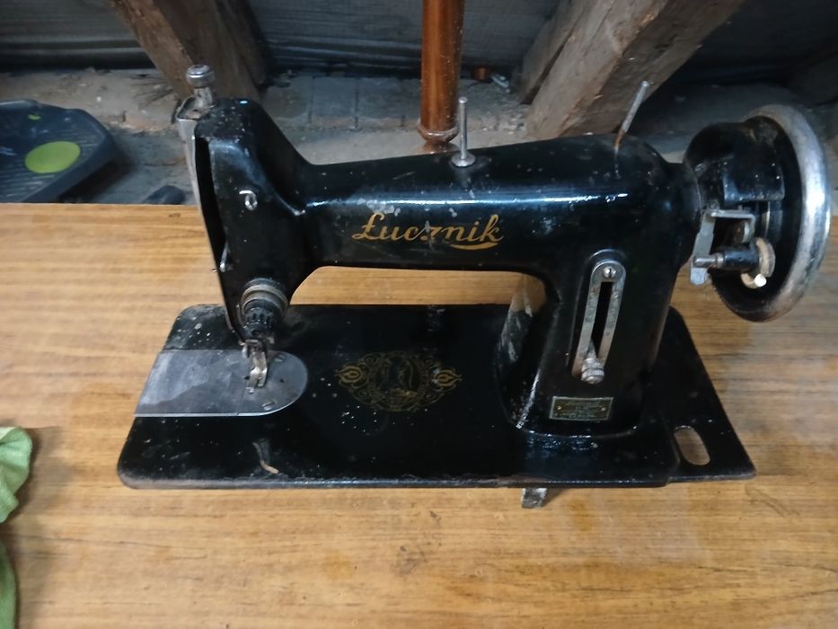 Maszyna  do szycia łucznik