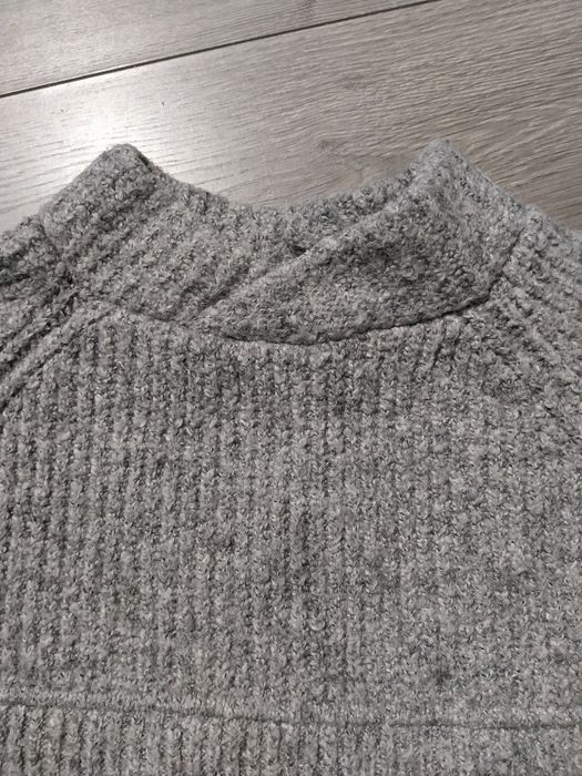 Sweter Zara, r. 140
