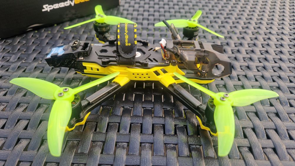 Dron FPV Speedybee Master 3x gps