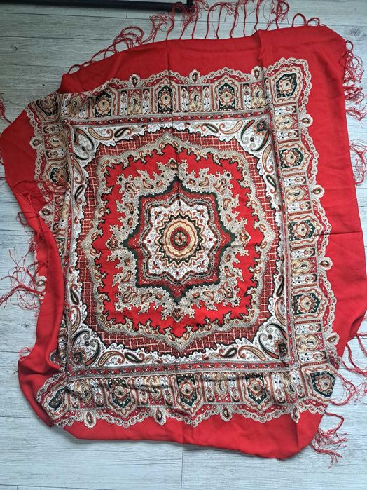 Chusta Dorothy Perkins