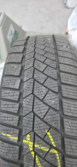 FELGI ALUMINIOWE  Z OPONAMI Zimowymi  205/55 R18 96H Continental