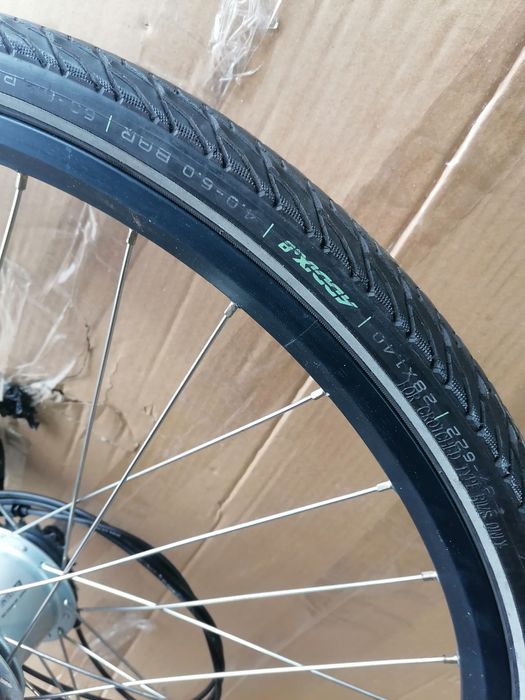Koło nexus 8 z hamulecem rolkowym 28cali