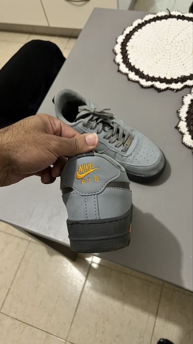 Vendo air force usado apenas 2 vezes