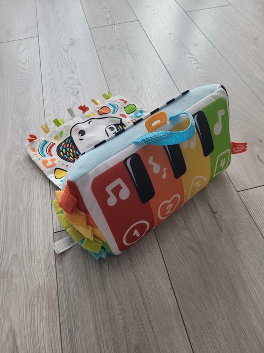 Fisher-Price Miękkie pianinko Baw się i kop HND54