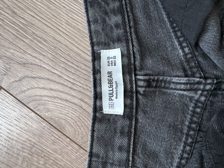 Шорти pull and bear в ідеальному стані / ХС-С