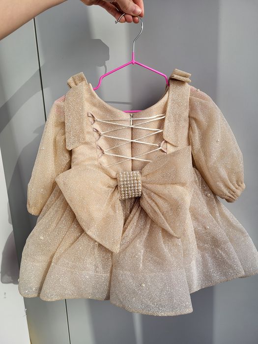 Сукні на 1 рочок. Family look мама і доця