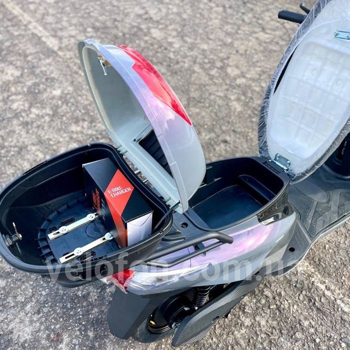 Електроскутер Corso MATRIX 1200W 72V/25Ah — великий