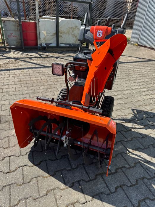 odśnieżarka Husqvarna ST 230 z 2022 Nowa