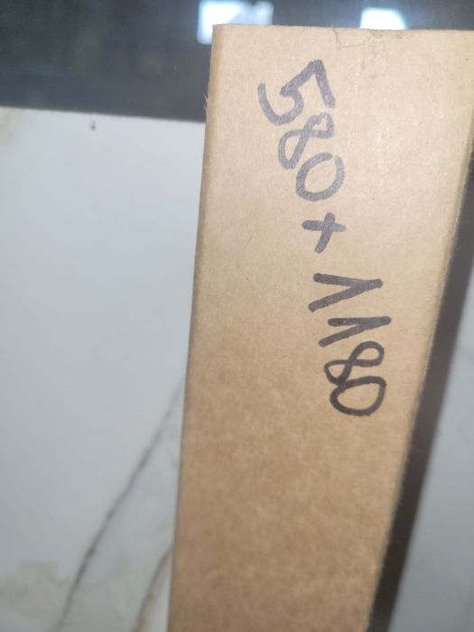 Blat z kamienia o wymiarach 580/1180