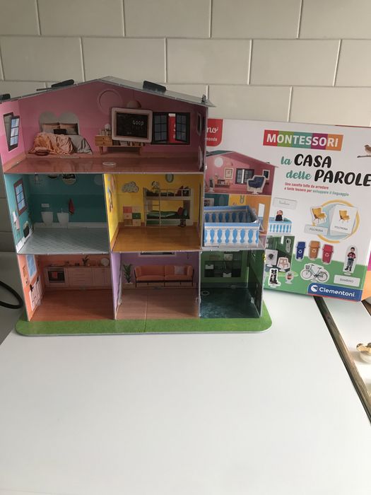 МОНТЕССОРІ - будинок слів