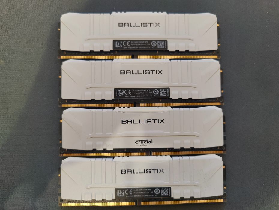 Crucial Ballistix White DDR4 16 gb ( 4 шт. )