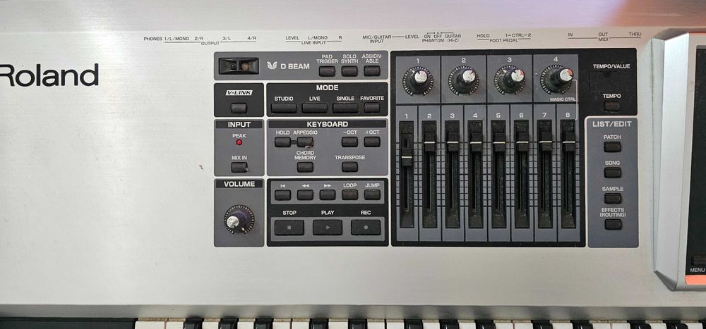 Teclados roland g7 e E80