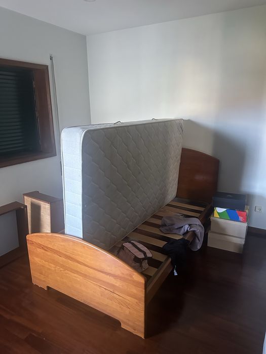 Cama e colchao solteiro
