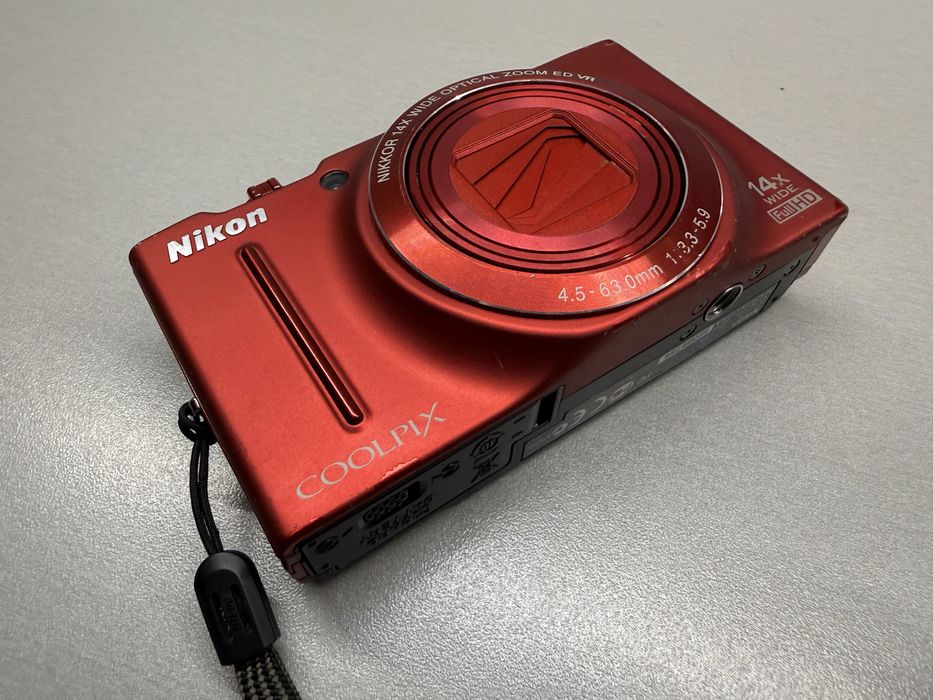 デジタルカメラ Nikon Coolpix S8200 Amazon | Nikon デジタルカメラ COOLPIX S8100 フラッシュレッド