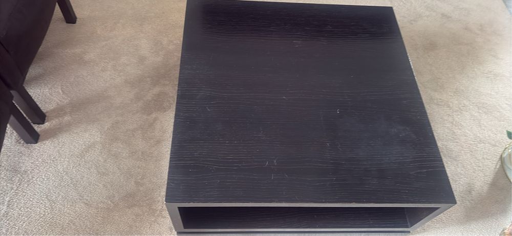 Mesa de centto em madeira