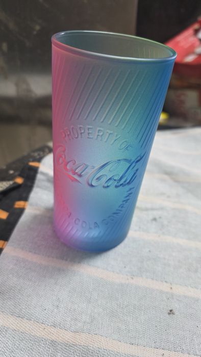 Copo rainbow coca cola 2024