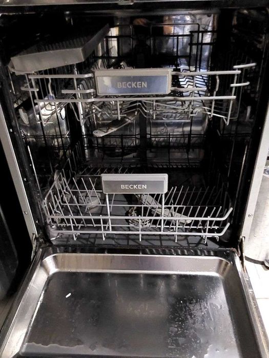 Máquina de lavar loiça inox em perfeito estado de 2 pisos