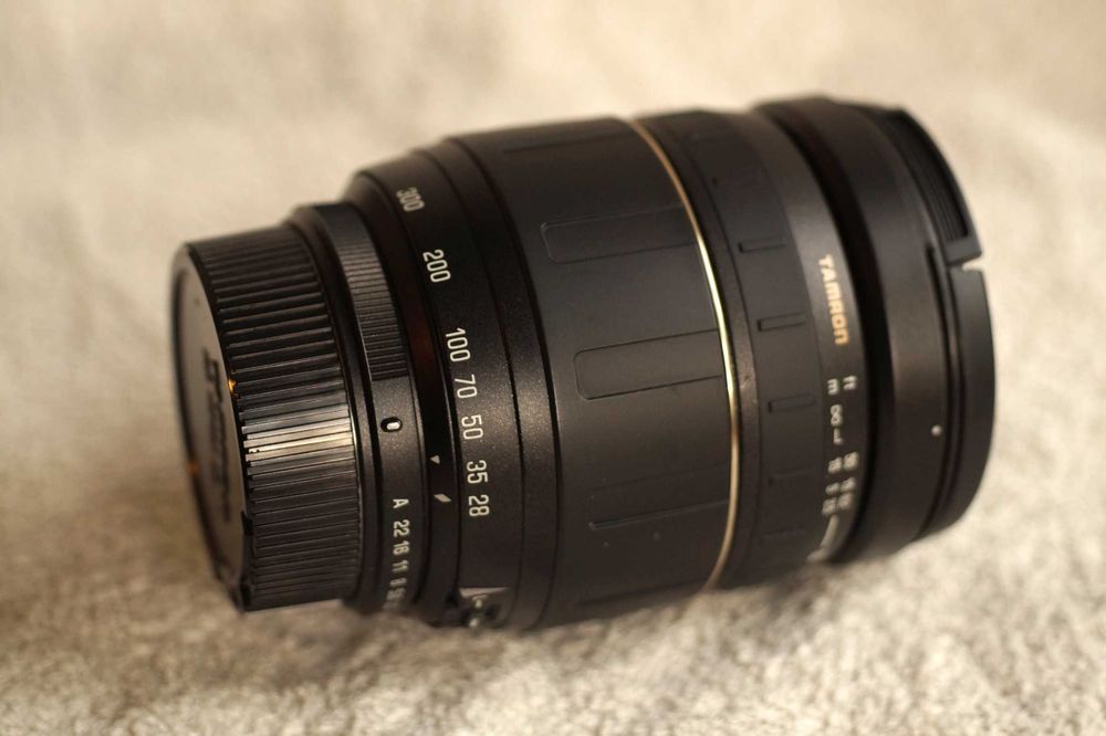 Tamron AF 28-300 для Pentax 70