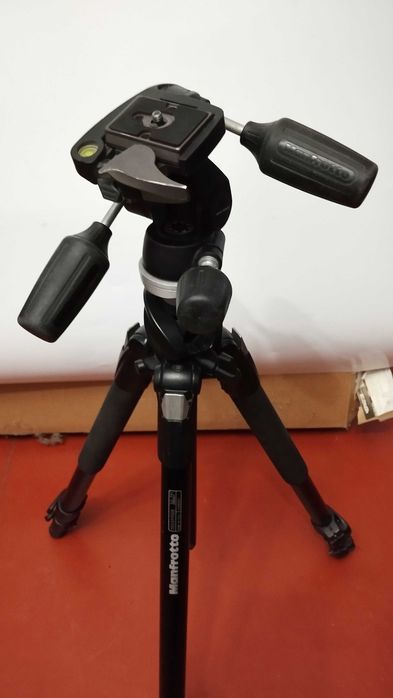 Штатив Manfrotto 190XPROB 804RC2