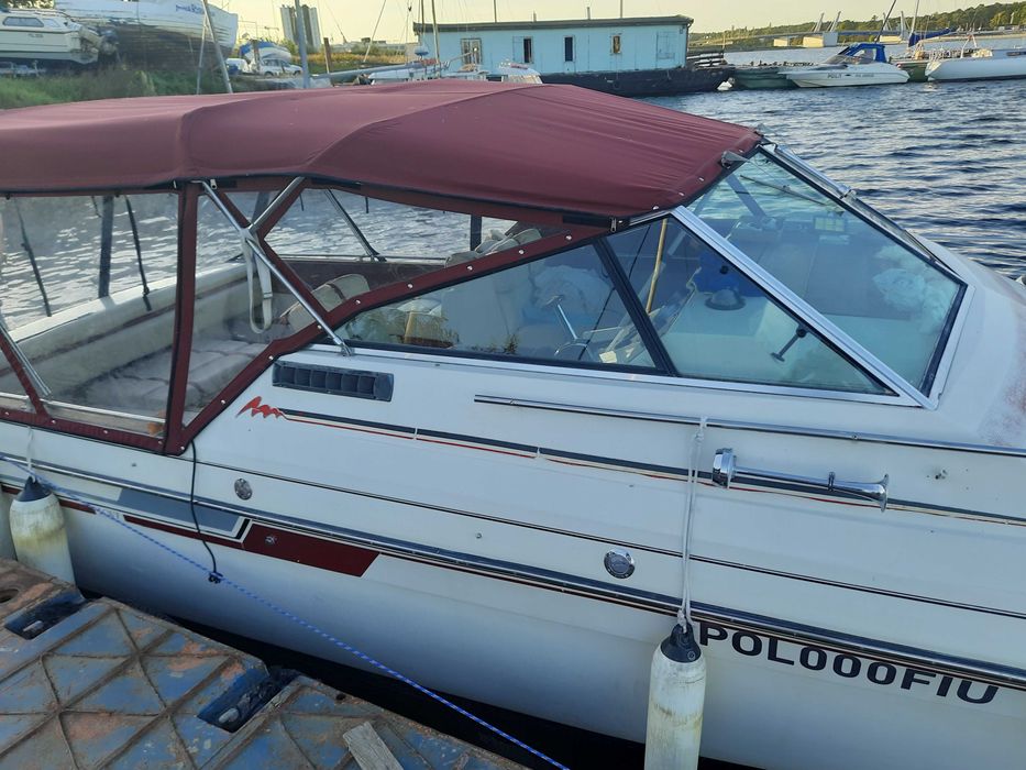 Jacht motorowy kabinowy / Houseboat / Mercedes