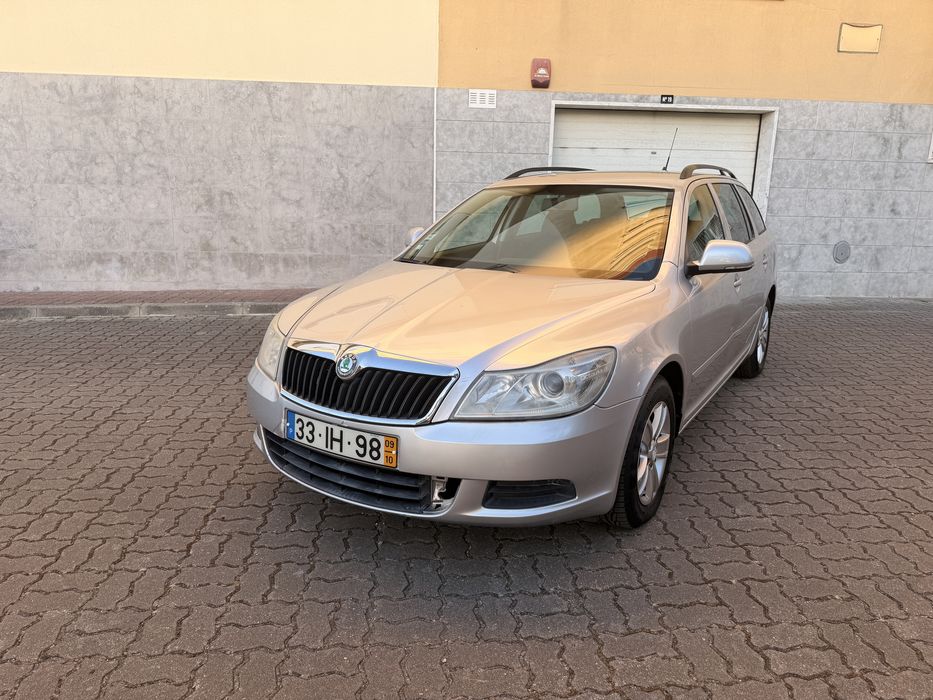 Skoda octavia 1.6 TDi Unico Dono!