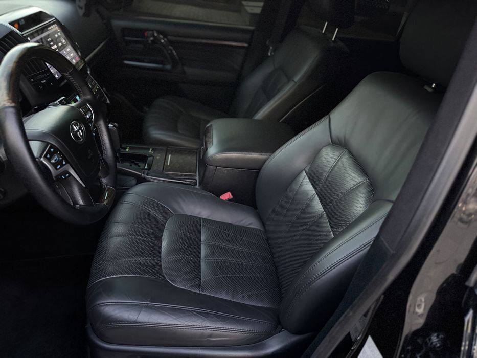 Продам ленд крузер  200