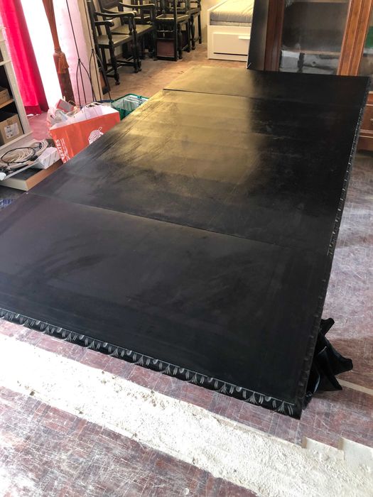 Antique-Style Game of Thrones Table and Chairs64553054749187122